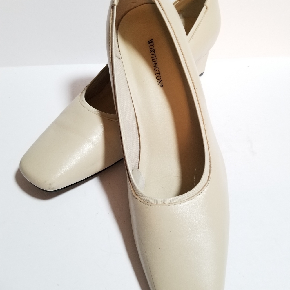 - Worthington Cream Leather 2" Pumps 8N